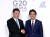 시진핑(왼쪽) 중국 국가주석이 지난 6월 28일 오전 인텍스 오사카에서 열린 G20 정상회의 공식 환영식에서 의장국인 일본 아베 신조 총리와 인사하고 있다. [청와대사진기자단]