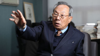 박관용 “국회의장은 방망이만 두드리는 자리 아니다…중재 아쉬워”