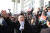 자유한국당 황교안 대표가 16일 서울 여의도 국회에서 열린 &#39;공수처법 선거법 날치기 저지 규탄대회&#39; 참가자들과 함께 시위를 벌이고 있다. [연합뉴스]