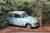 &#39;쾅~&#39;하는 소리에 놀라서 보니 파란색 자동차가 놀이터 근처에 있는 어린이보호구역 서행표지판을 들이 박고 주차된 차까지 슬쩍 치고 달아났다. [사진 pixabay]