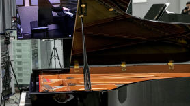 러시아서 건반 누르면 서울서 연주되는 신개념 피아노 등장