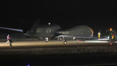 美 군사압박 본격화···北떠는 '저승사자' B-1B 폭격기 띄운다 
