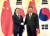 문재인 대통령과 시진핑 중국 국가주석이 23일 중국 베이징 인민대회당에서 정상회담 전 악수하고 있다. [청와대 제공]