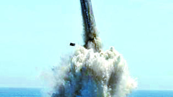 中, 美전역 타격 가능한 신형 SLBM '쥐랑-3' 시험 발사 