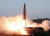 7월 26일 '북한판 에이태킴스'로 불리는 단거리 탄도미사일이 표적을 향해 비행하는 모습. [사진=연합뉴스]