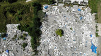 필리핀에 쌓인 한국산 쓰레기산···"매일 밤 연기 치솟는다"