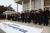 자유한국당 황교안 대표, 심재철 원내대표와 의원 및 당직자들이 2일 국회 본청 앞 계단에서 국민들에게 세배를 하고 있다. 임현동 기자 