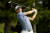 호아킨 니만이 3일 열린 PGA 투어 토너먼트 오브 챔피언스 첫날 2번 홀에서 티샷하고 있다. [AP=연합뉴스] 