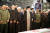 하메네이(왼쪽에서 넷째) 이란 최고지도자가 6일 이란 테헤란에서 열린 솔레이마니의 장례식에서 기도하고 있다.[EPA=연합뉴스] 