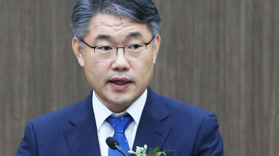 文정부 1호 檢반부패부장 김우현 사의 "사법체계가 감정에 뒤틀려" 