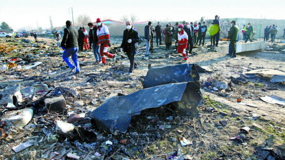 우크라이나 여객기 테헤란 이륙 직후 추락…탑승 176명 전원 사망
