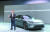 요시다 겐이치로 소니 사장이 6일(현지시간) 미국 라스베이거스에서 열린 'CES 2020'에서 전기 자율주행 콘셉트카 '비전-S'를 소개하고 있다. [사진 소니]