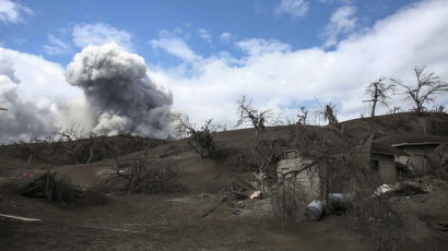 필리핀 탈 화산 여전히 '부글부글'...더 큰 폭발 징후도