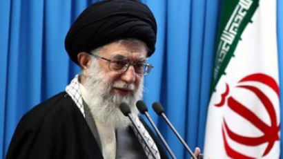 이란 최고지도자, 8년 만에 대예배 집전…"미국 테러리스트 본성 드러냈다" 
