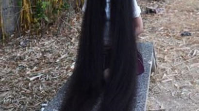 기네스 '인도 라푼젤' "머리카락 190㎝까지 기른 이유는…"