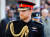 굿바이 왕자님! 사진은 해리 왕자가 지난해 웨스트민스터 사원의 한 행사에 참석하는 모습. 그가 아끼던 영국군 장교 제복을 입었다. [AFP=연합뉴스] 