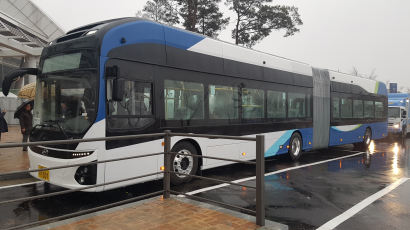 80명 넘게 타는 전국 최초 '전기굴절버스', 23일부터 세종시 운행