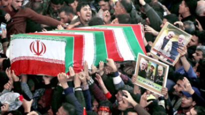 이란 민병대 사령관, 괴한 총격에 피살···"혁명수비대 또 타격"