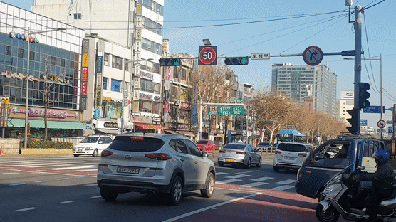 ‘서울 시속 50km 제한” 가속도···“택시 영업 치명적” 볼멘소리