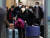 국내 네 번째 우한 폐렴(신종 코로나바이러스) 확진환자가 발생한 가운데 27일 오후 인천국제공항 제1여객터미널에서 마스크를 쓴 승객들이 입국하고 있다. [뉴스1]