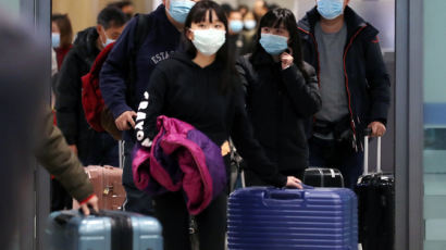 중국 간 현직의사, 우한폐렴 분석 "중국인 입국금지 최후수단"