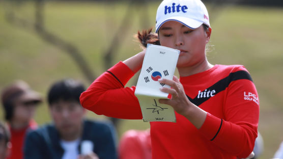 고진영, 27주 연속 여자 골프 세계 1위...이정은6·박인비는 하락