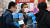 신종 코로나바이러스 감염증(우한 폐렴)이 확산하는 가운데 지난 27일 일본 도쿄도(東京都)의 한 드럭스토어에서 소비자가 마스크를 대량으로 들고 있다. [AFP=연합뉴스]
