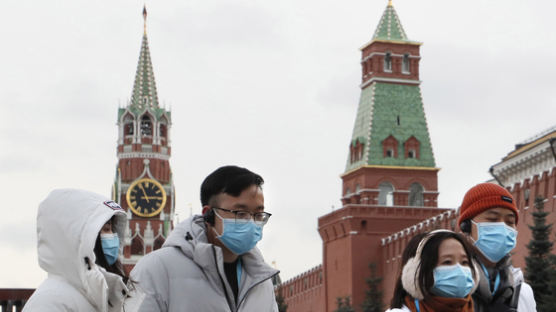 국경 막은 러시아, 이번엔 "감염 외국인 추방" 강경대응 