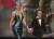 모자지간을 연기한 스칼렛 요한슨과 로만 그리핀 데이비스가 지난달 19일(현지 시간) LA 배우조합상 시상식에서 '조조 래빗' 영상을 소개하고 있다. [연합뉴스]