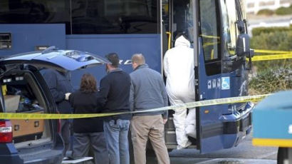 美 43명 탄 버스에서 총격…1명 사망·5명 부상