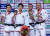 파리 그랜드슬램 우승자 안바울(왼쪽 둘째)가 2위 김임환(왼쪽)과 나란히 시상대에 올랐다. [사진 국제유도연맹]