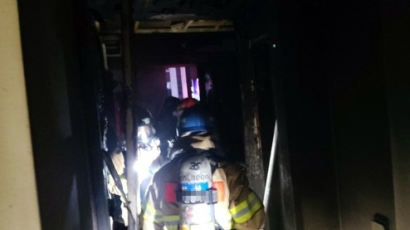 울산 모텔서 한밤중 화재…1명 사망·42명 대피