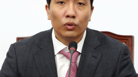 한국당, 송한섭 변호사 영입···'가짜 식물인간' 잡아낸 그 검사