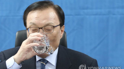 "수·용·성 부동산규제 절대 안돼" 민주당, 靑에 두번 반대했다