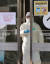 18일 신종 코로나바이러스 감염증(코로나19) 국가지정입원치료병상이 마련된 서울 중랑구 서울의료원 선별진료소 앞에서 의료진이 분주히 움직이고 있다. [뉴스1]