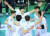 19일 한국전력과 경기에서 득점을 올린 뒤 기뻐하는 대한항공 선수들. [사진 한국배구연맹]