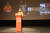 국민의당 '2020 국민의당 e-창당대회'가 23일 서울 삼성동 서울종합예술학교 SAC아트홀에서 열렸다. 안철수 대표의 발언 모습을 전국 각 지역 당협위에서 유튜브를 통해 지켜보고 있다. 오종택 기자