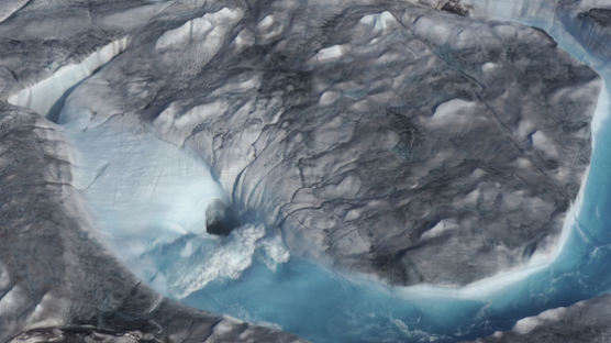 [김종덕의 북극비사] '얼음땅'에 수력발전·폭포…온난화가 바꿔놓는 그린란드