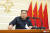 신종 코로나바이러스가 확산한 뒤 공개활동을 중단했던 김정은 북한 국무위원장이 지난달 정치국 확대회의를 주재하고 있다. 북한 매체들은 지난달 29일 관련 소식을 전했다. [사진 연합뉴스]