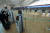한국·일본 양국의 입국 규제가 강화된 9일 오전 인천국제공항 2터미널 대한항공 발권창구가 한산하다. [연합뉴스]