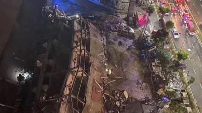푸젠성 7층짜리 호텔 붕괴, 잔해 속 수십명 갇혀