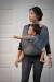 코니바이에린 임이랑 대표가 자사 제품 '코니아기띠'를 매고 아이와 함께 사진을 찍은 모습. [코니바이에린]