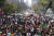 멕시코 여성들이 8일(현지시간) '세계 여성의 날'을 맞아 멕시코시티에서 여성 폭력과 살해에 항의하며 행진하고 있다. [AP=연합뉴스]