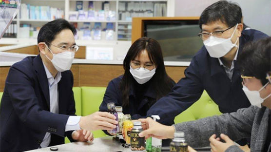 삼성, 자가격리·재택근무 임직원 7500여명에게 격려 물품 전달