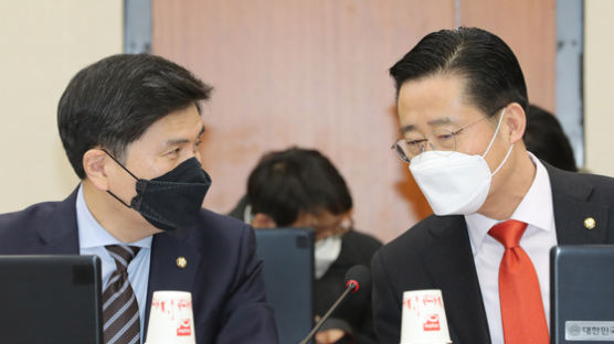 지상욱 "매일 마스크 100만 장 중국에 불법 수출 정황"