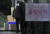 신천지 대구교회 행정조사를 위해 행정인력과 경찰관이 투입된 12일 오후 대구 남구 대명동 신천지 대구교회 로비에 입수한 물품 박스가 쌓여있다. 뉴시스