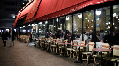 프랑스의 코로나 '초강수'…"전국 상점·음식점 영업 금지"