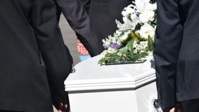 “마지막 작별인사도 바꿔라” 美 CDC 온라인 장례식 권고
