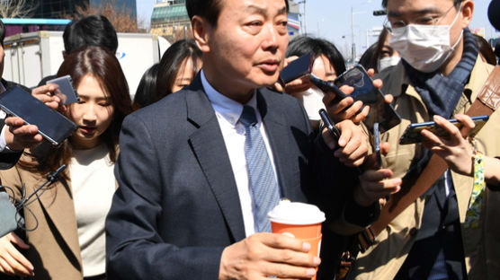 한국당 비례명단 재심의 착수…통합당 "위성정당서 배제할 수도"