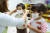 11일 강원 인제군에서 긴급 지원한 아동용 마스크를 착용한 어린이들이 어린이집에서 안전한 생활을 하고 있다. [연합뉴스]